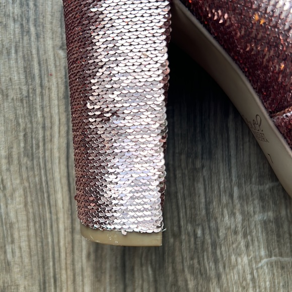Badgley Mischka Pink Sparkle Block Heels - Picture 5 of 9
